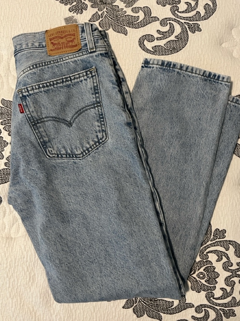 Levi's Low Pro Straight Jeans
